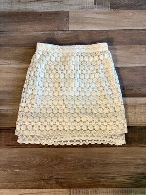 H&M Cream Lace Mini Skirt with Floral Crochet